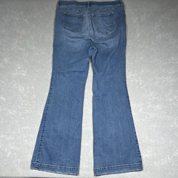 Torrid Bombshell Flare Jeans Premium Stretch High-Rise Womens 18 Tall 36x33 Blue - Picture 9 of 14